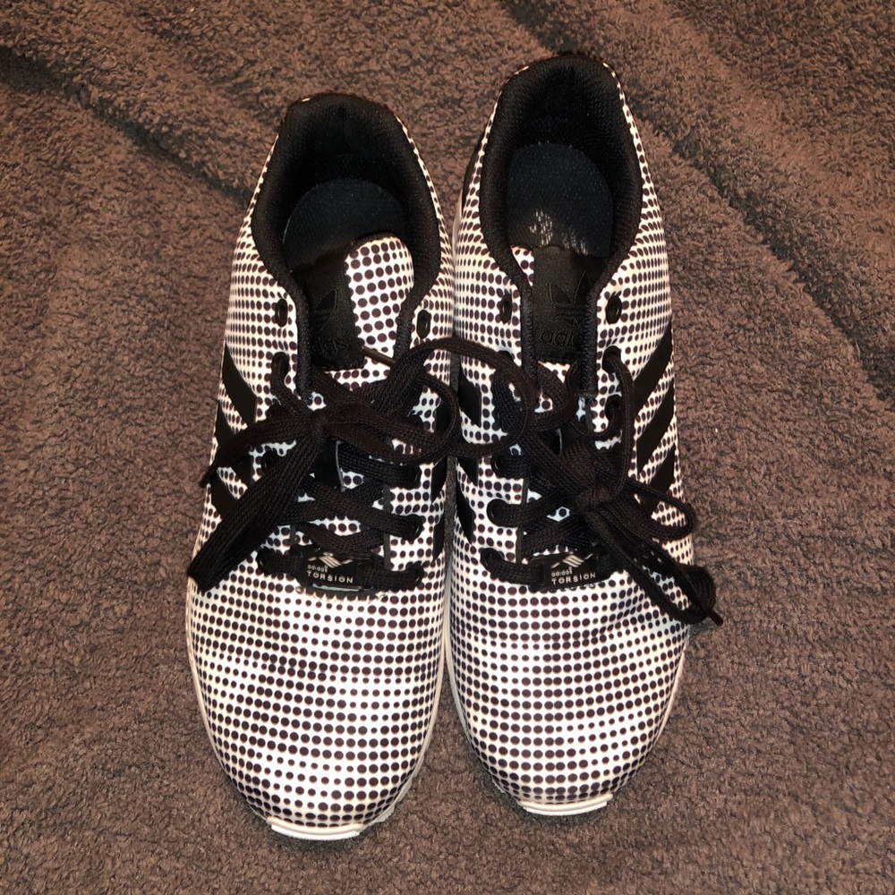 Adidas Sneakers